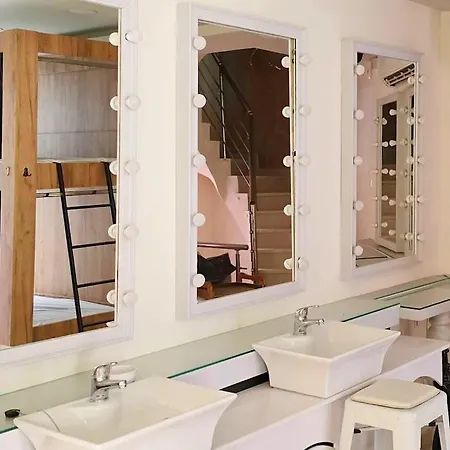 Vandrerhjem Hostel Central *